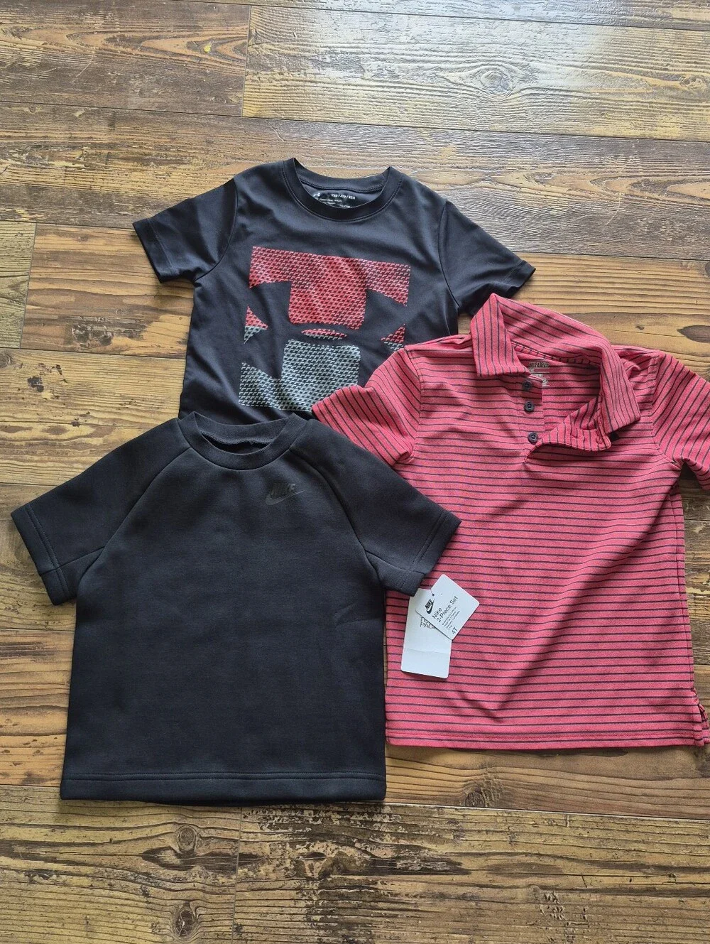 Boys Size 4 Under Armour Clothing Lot XS - Picture 6 of 7
